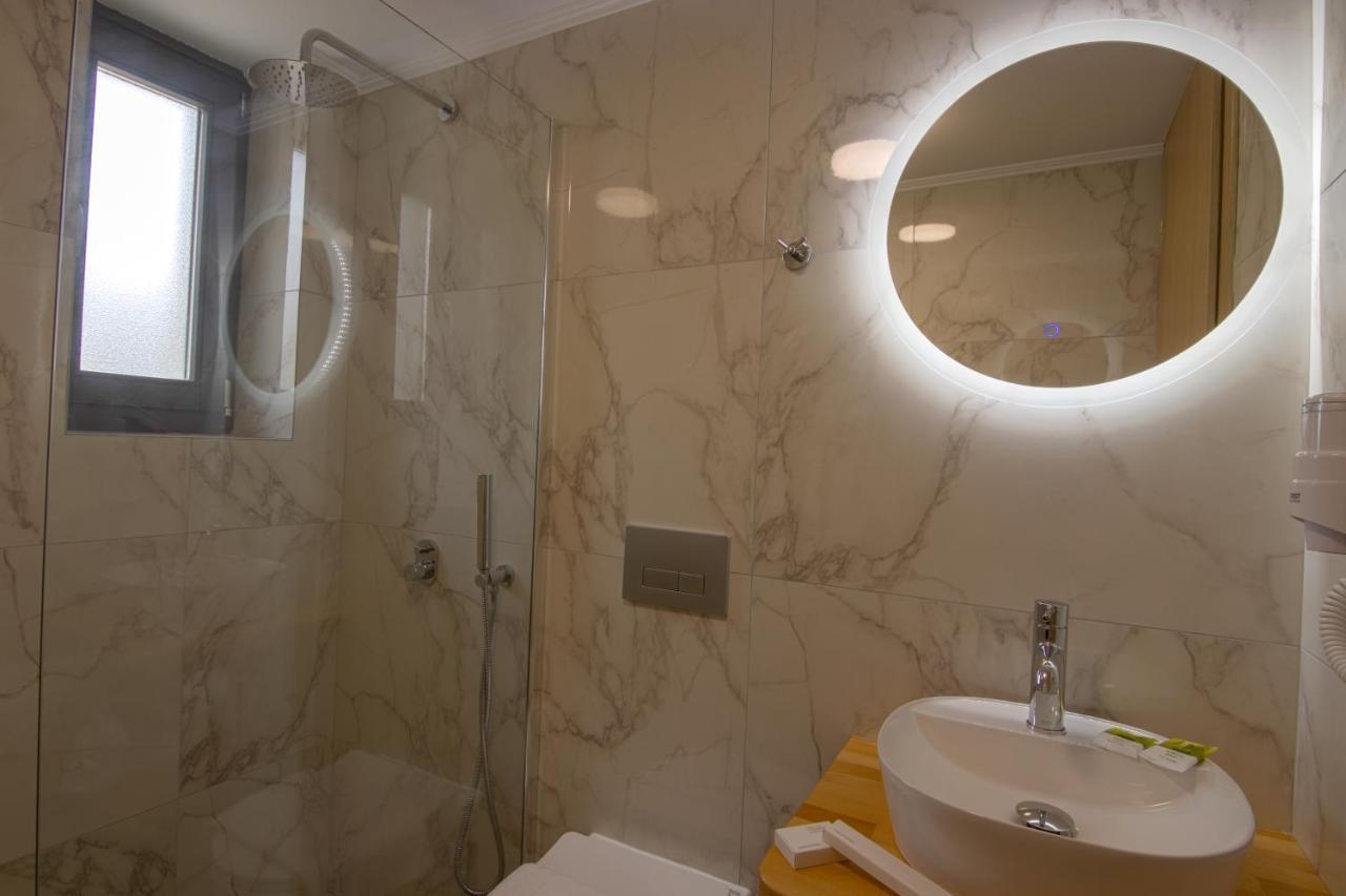 Onar Limnos II Luxury Apartments Moúdhros Buitenkant foto